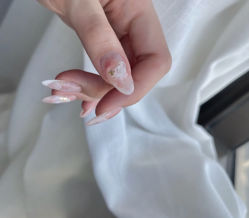-七月美睫 美甲