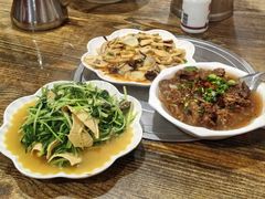 -老滇山寨•云南特色菜•地方菜•民族风情歌舞表演(金碧店)