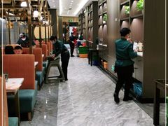 大堂-刘胖子家常菜·蹄花焖藕(兴业店)