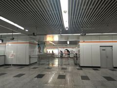 -常熟路(地铁站)