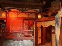 -暴风岛沉浸式体验馆(百联世纪店)