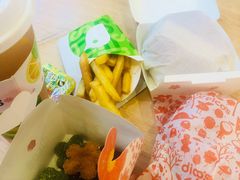 -德克士(呀诺达店)