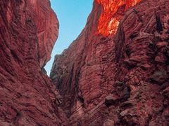 -天山神秘大峡谷