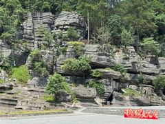 -梭布垭石林景区