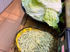 -洞庭洲·防空洞火锅·铜锅涮肉·烧烤(新百广场店)