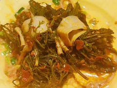 -签多多串串香火锅
