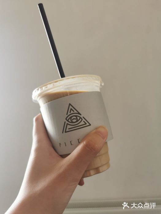 短笛piccolo coffee(宽窄巷子店)冰拿铁图片