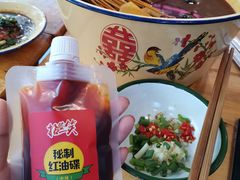 -拈签一笑黄牛肉辣卤串串
