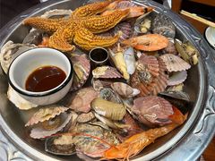 -五谷丰登农家院·地道胶东菜·海鲜烧烤(威海店)