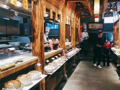 -野山舂·贵州现舂酸汤火锅(鸿通城店)