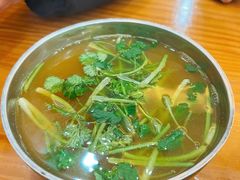 牛肉粉丝汤-颐缘居·南翔小笼馆