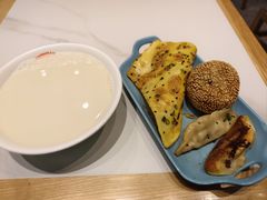 -周三包子(承德路店)