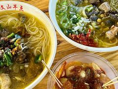 -文山荷鲜居(翠湖店)