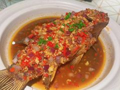 -费大厨辣椒炒肉(高铁吾悦广场店)
