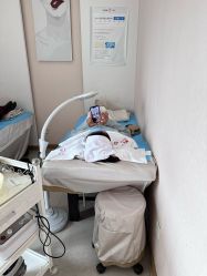 -成都苗方清颜专业祛痘