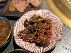 -铭牛烧肉·和牛海鲜自助(高新月牙湖店)