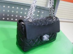 -CHANEL(恒隆广场店)