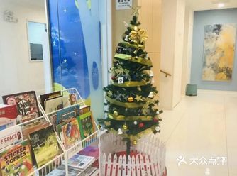 自从发现了家附近的企鹅医生诊所，一般的小病我就都在这