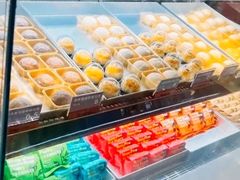 -HappyMiss花满楼·鲜花饼·鲜花茶·伴手礼(上海环球港店)