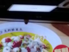-渝是乎酸菜鱼·川渝小炒(新世界百货望京店)