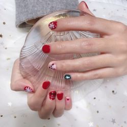 -吉吉靓甲美睫