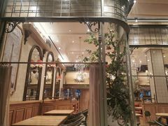 -玛格萝妮比萨屋(四平店)