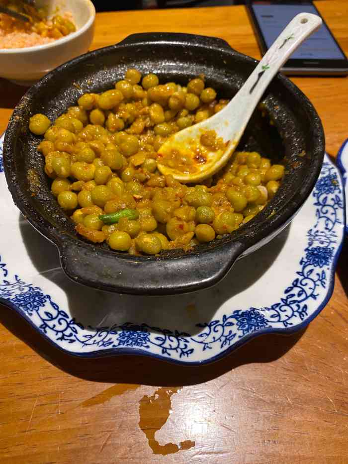 任吉老砂锅(爱融荟城店)-"「烂肉豌豆」以前在学校门口吃过,以为就是.