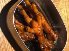 弄堂里的卤鸡爪-弄堂里·寻味杭州(湖滨银泰in77C区店)