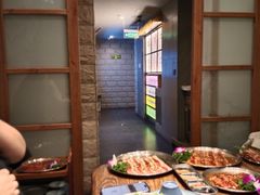 -明洞阿姨·韩式酱蟹烤肉·创意料理(三元桥店)