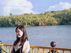 -布尔津河堤夜市