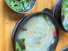 三鲜沾水粗米线-贵州沾水米线(学田湾店)