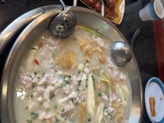 -老来福·非遗酸汤兔(凯旋路店)