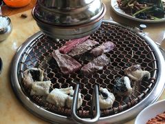 -牛信亭韩国料理·炭火烤肉(紫藤路店)