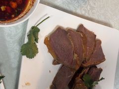 -秦扬居特色菜馆(上王村)