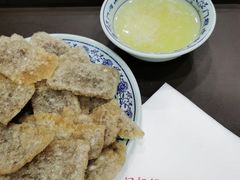 老北京炸灌肠-门框胡同百年卤煮(新街口店)