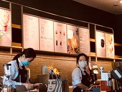 -星巴克臻选(济南万达店)