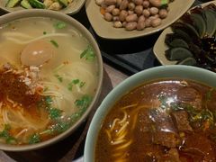 猪肘汤面-亮亮面馆(经六路店)