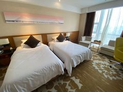 -武汉武昌站街道口华美达安可酒店