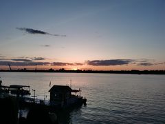 -人民防洪胜利纪念塔