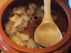 -云海肴·汽锅鸡·云南菜(天山百盛优客店)