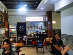 -黄阿姨锅贴大王(万航渡路店)