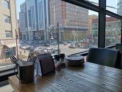 靠窗位-LYFATTI 莱芙缇(赣水路店)