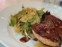 鹅肝配沙拉-Le Comptoir de la Gastronomie