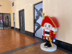 -王府井奥莱临潼小镇(临潼店)