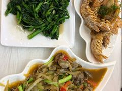 -覃记海鲜美食餐厅