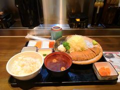 -牛かつもと村(原宿店)