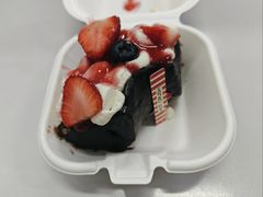 鲜草莓黑巧叠叠拿破仑-HOT CRUSH趁热集合·现烤面包(上海环球港店)