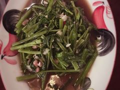 -Dang restaurant (patong phuket)