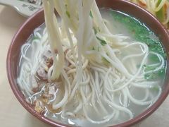 -亮亮拉面(师范路店)