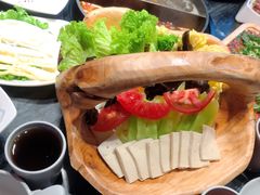 -热火朝天鲜切牛肉火锅(南强街巷店)